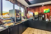 Quality Inn & Suites - breakfast