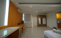 High Point Surabaya Hotel a Wonocolo