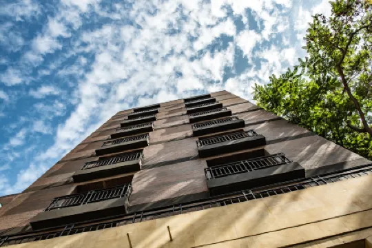 The Singular Santiago