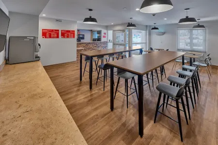 Extended Suites Saltillo Galerías