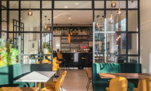 Kyriad Lyon Ouest - Limonest