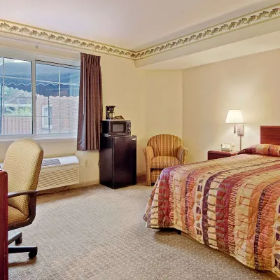 Days Inn by Wyndham Cleveland Lakewood Hotels near The Roxy