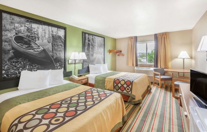 Super 8 by Wyndham Grayling