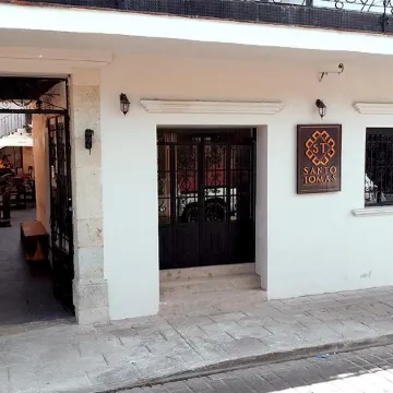 Hotel Casa Santo Tomas Отели рядом с достопримечательностью «Церковь Санто-Доминго»