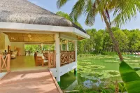 Dreamland Maldives Resort Hotels in Kihaadhuffaru