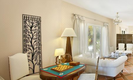 Hotel Santa Coloma del Camino - Housity