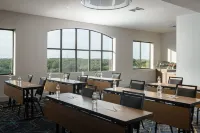 Courtyard Long Island MacArthur Airport - 3-Star