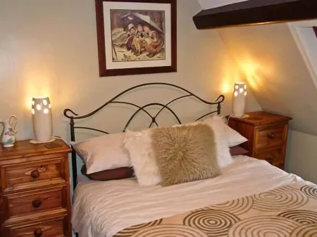 1 the Old Methodist Chapel