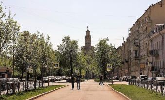 St.Petersburg Hotel Bronnitskaya 15