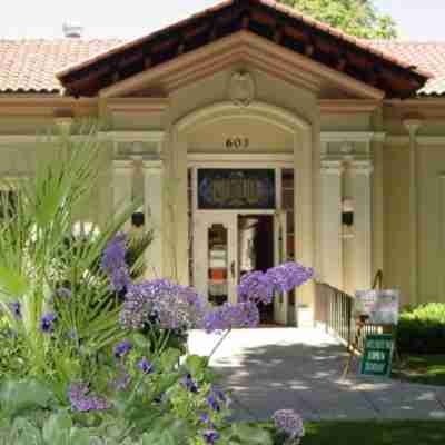 Pleasanton Marriott Hotel Exterior