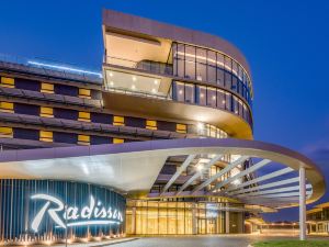 Radisson Hotel Amp; Convention Centre Johannesburg