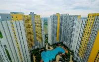 Comfortable and Lovely 2Br Apartment at Springlake Summarecon Hotel dekat Lake Summarecon Bekasi