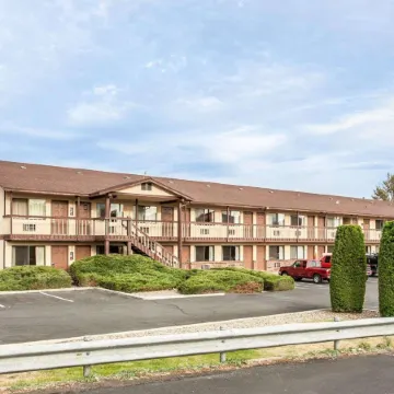 Econo Lodge Ellensburg Near University