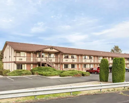 Econo Lodge Ellensburg Near University