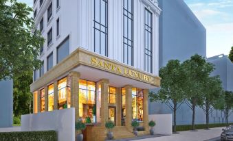 Santa Luxury Hotel