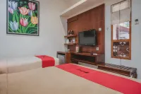 RedDoorz Near Galeria Mall 2