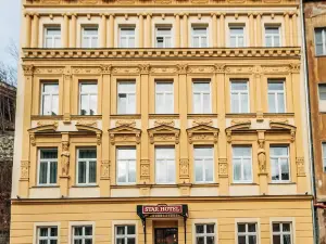Star Hotel