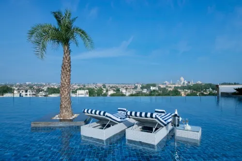 Taj Hotel & Convention Centre, Agra