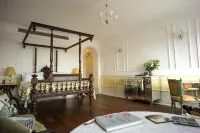 The Glenburn Penthouse Отели в г. 