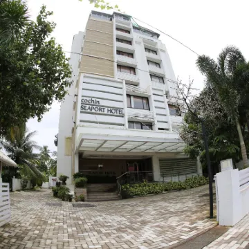 Cochin Seaport Hotel Hotels near Bolgatty