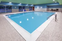 Holiday Inn Express & Suites STAFFORD NW - SUGAR LAND by IHG - Pools