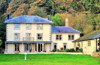 Colleton Cottage at Lovelady Shield- with Hot Tub