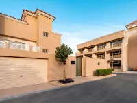 利雅得機場麗笙飯店 利雅德哈立德國王國際機場附近的飯店