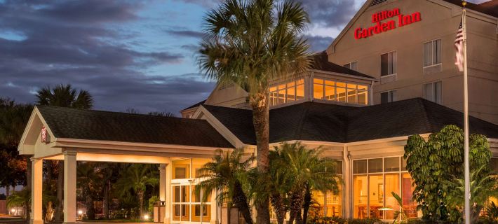 Hilton Garden Inn McAllen Airport Отели в г. Мак-Аллен