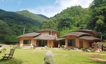 Sancheong Pungan Pension