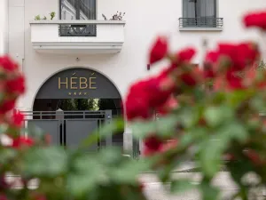 Hébé Hotel