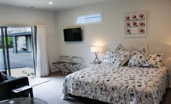 Amazing Kiwi Lodge