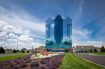 Seneca Niagara Resort & Casino Отели рядом с достопримечательностью «Водопады Бридал Вейл»
