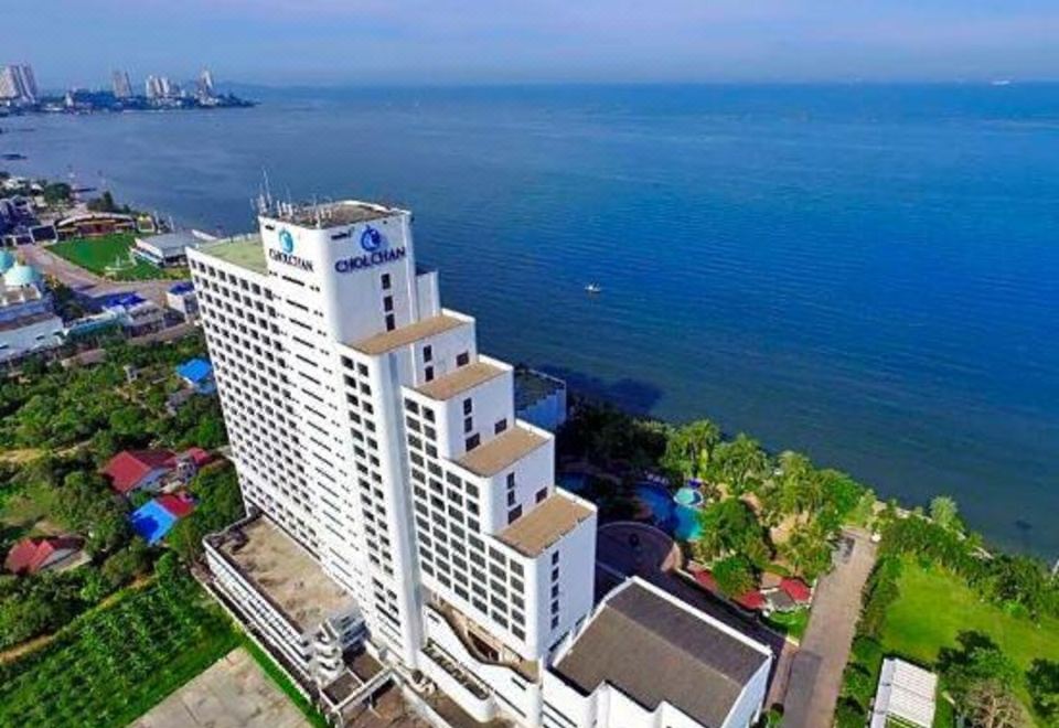Cholchan Pattaya Beach Resort-Pattaya Updated 2023 Room Price-Reviews u0026  Deals | Trip.com