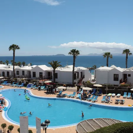 Grupotel Flamingo Beach