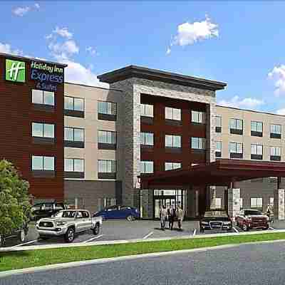 Holiday Inn Express & Suites Olathe West Hotel Exterior