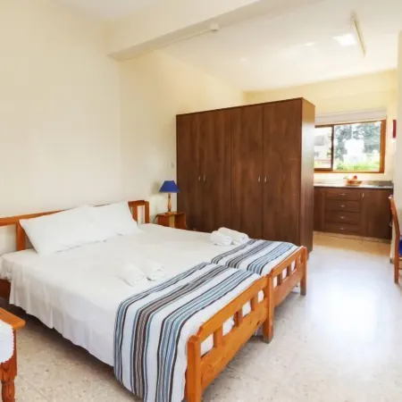 Follow the Sun Hotel Apartments