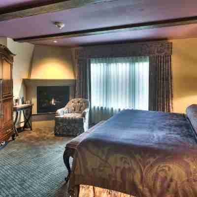 Mirbeau Inn & Spa - Plymouth Rooms