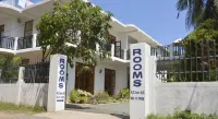 Blue Coast View Hotels in Wellaweediya