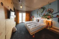 Superbude Wien Prater Hotel dekat University of Applied Sciences bfi Vienna