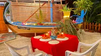 Alimas Holiday Retreat Maldives Hotel di Thinadhoo