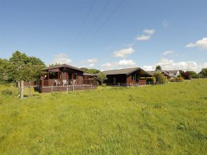 Green View Lodges