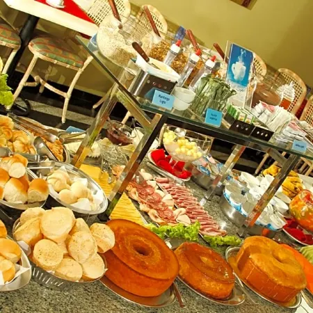 Trevi Hotel e Business