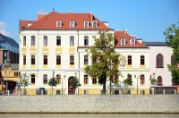 Wenderedu Business Center -  Privatzimmer