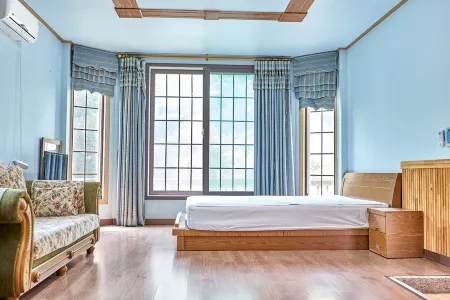 Pyeongchang Donmakgol Guest House Отели рядом с достопримечательностью «Korea Botanic Garden»