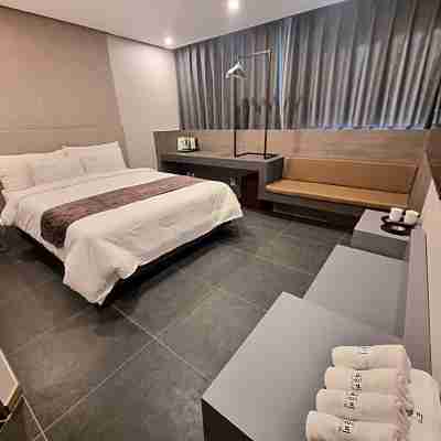 Yeoubi Hotel Rooms