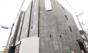 10. Hotel K..