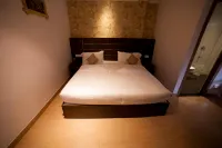 La Flora Spicewood Hotels in Chinnakanal