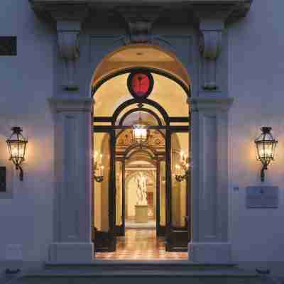 Four Seasons Hotel Firenze Hotel Exterior