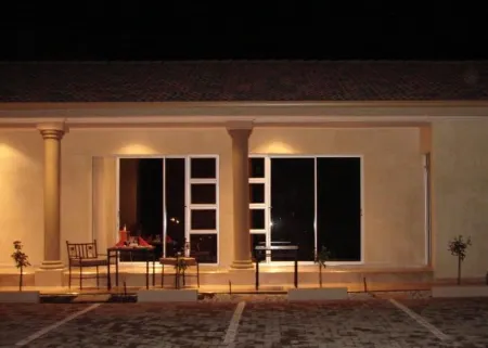 Ya Rena Guest House Отели в г. Groblersdal