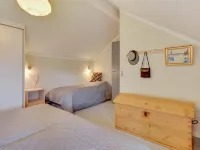 "Aline" - 1km from the Sea